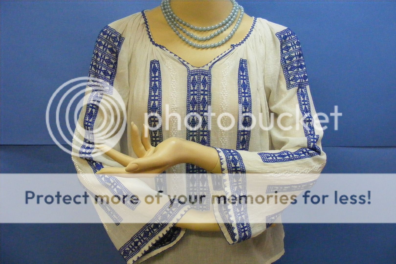 GORGEOUS Vtg Blue Petrol White Silk Hand Embroidered ROMANIAN Folk Top 